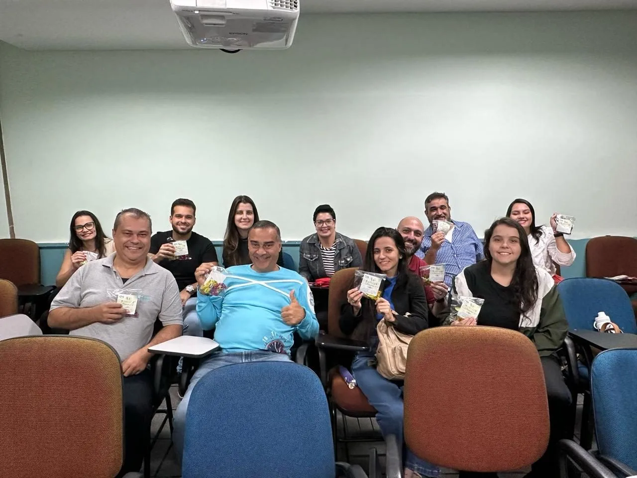 Turma de Especialização em Implantodontia e Periodontia, foto 1