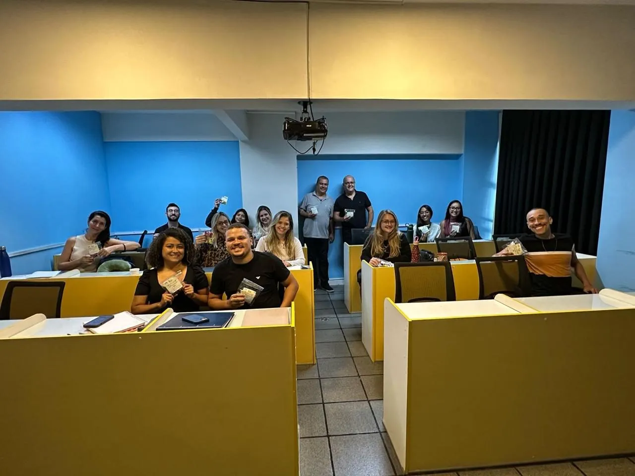 Turma de Especialização em Implantodontia, foto 1