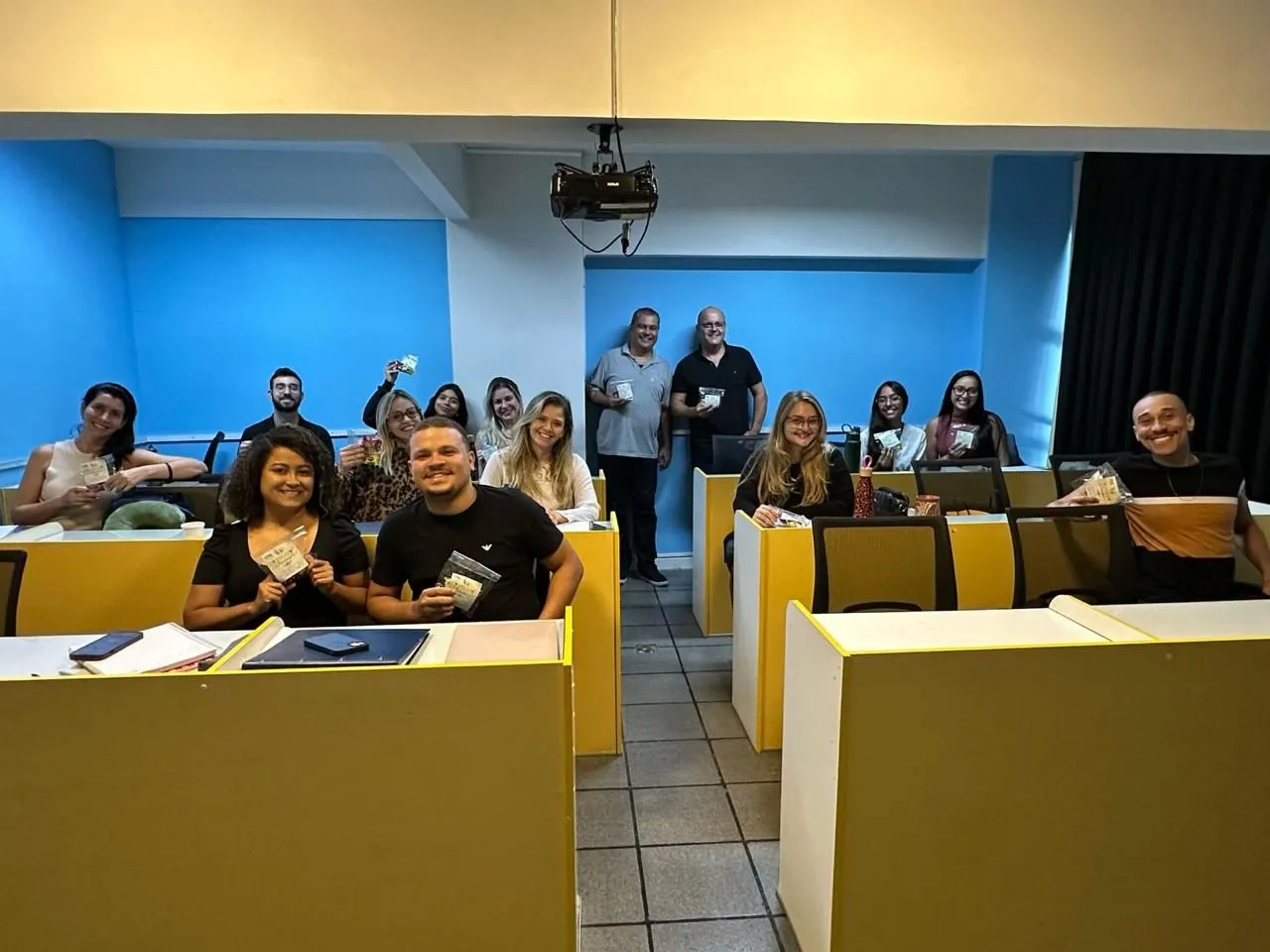 Turma de Especialização em Implantodontia, foto 3