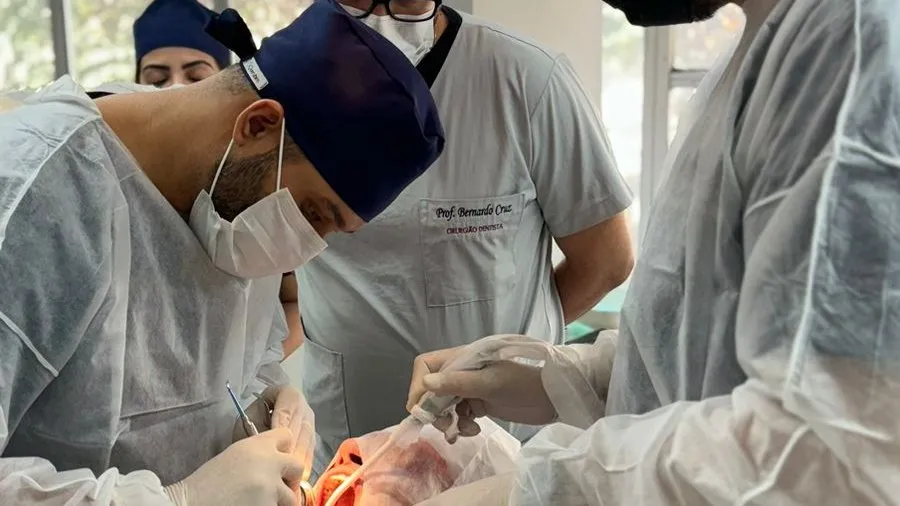 Curso de Implantodontia na Odonto & Med